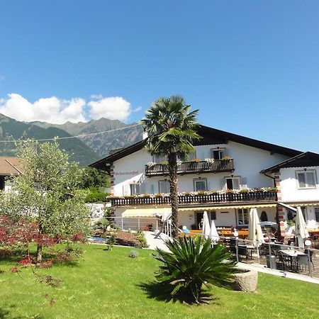 Garni Schneeburghof Hotel Tirolo Luaran gambar